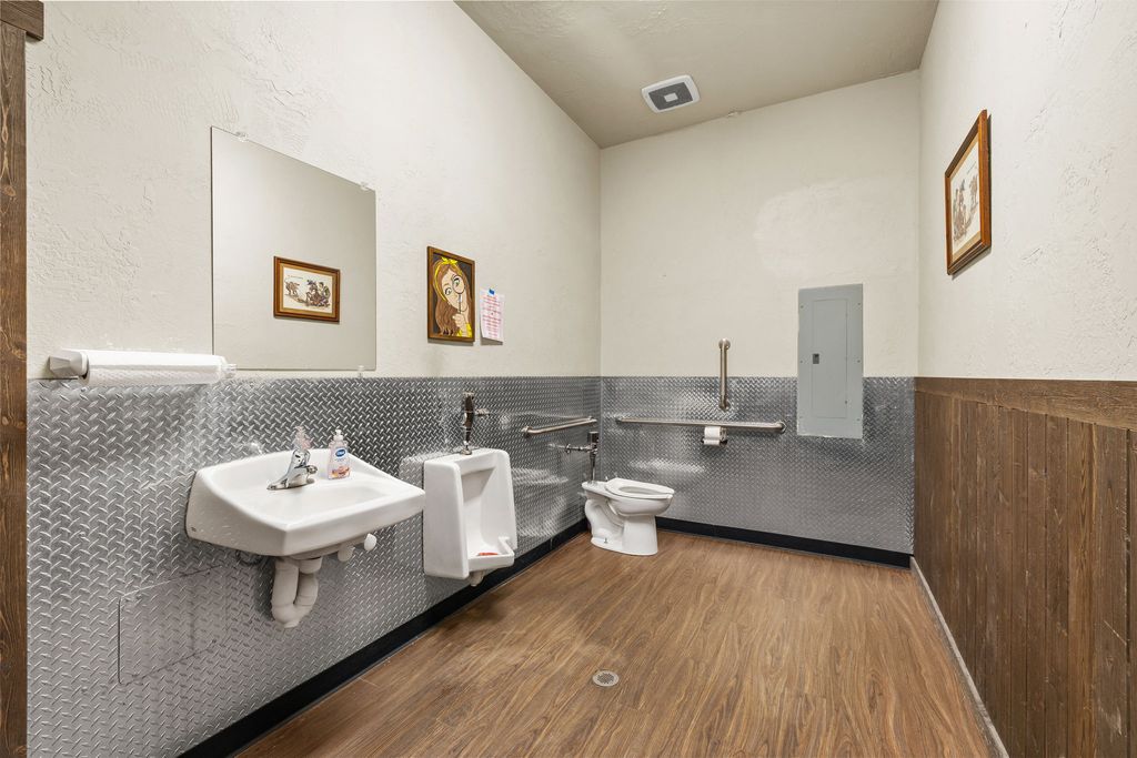 610 US Highway 191, Lewistown, MT 59457 photo 19