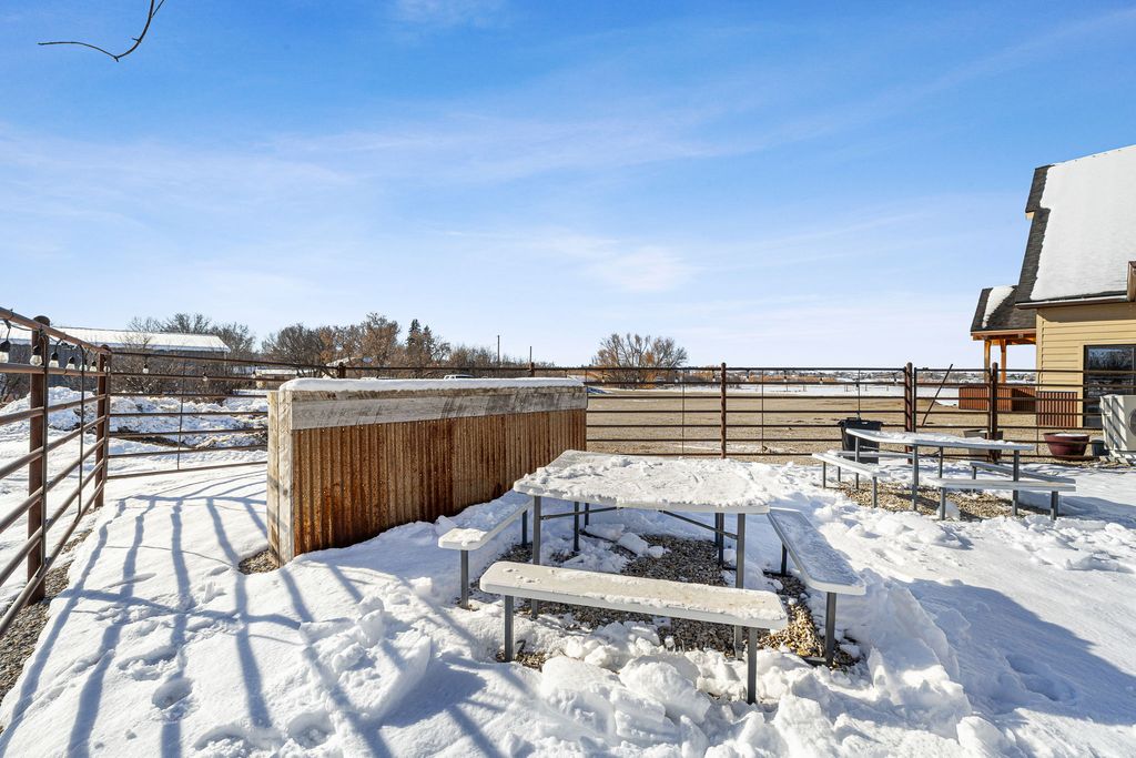 610 US Highway 191, Lewistown, MT 59457 photo 22