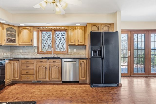 711 Montclair Drive, Allegheny Twp, PA 15068