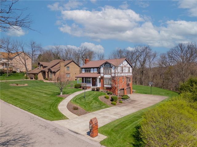 711 Montclair Drive, Allegheny Twp, PA 15068