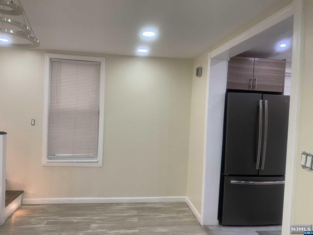 11 Tichenor Terrace, Irvington, NJ 07111