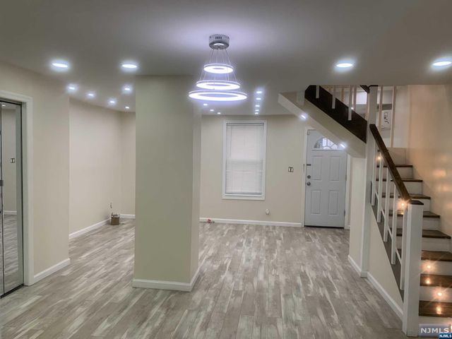 11 Tichenor Terrace, Irvington, NJ 07111
