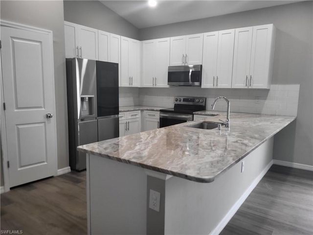 409 Tropicana PKWY E, Cape Coral, FL 33993