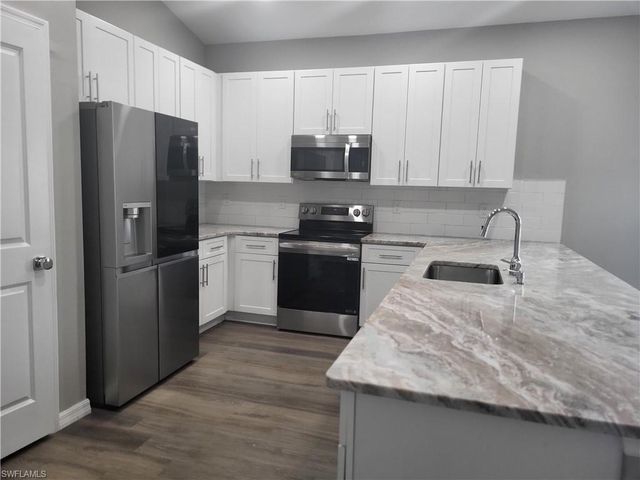 409 Tropicana PKWY E, Cape Coral, FL 33993