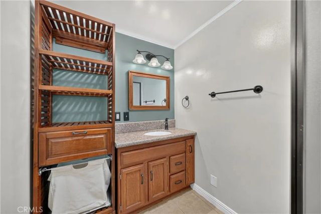 270 Garfield Avenue, Pomona, CA 91767
