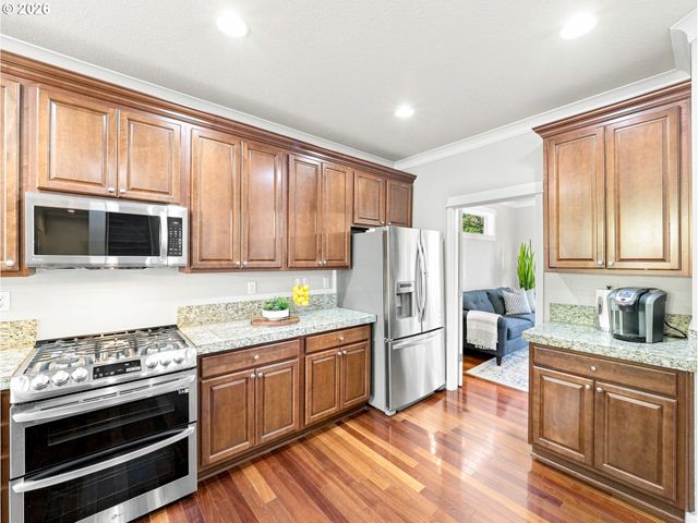 14751 Se JACKSON HILLS Dr, Happy Valley, OR 97086