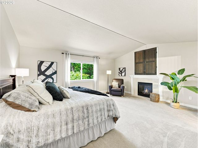 14751 Se JACKSON HILLS Dr, Happy Valley, OR 97086