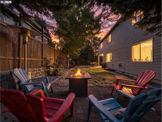 14751 Se JACKSON HILLS Dr, Happy Valley, OR 97086