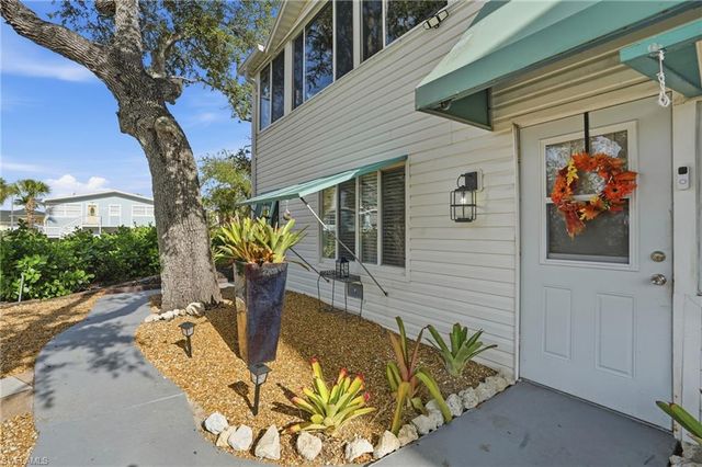 5474 Oak Ridge AVE, Fort Myers Beach, FL 33931