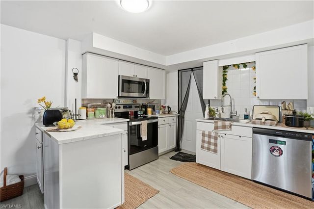 5474 Oak Ridge AVE, Fort Myers Beach, FL 33931