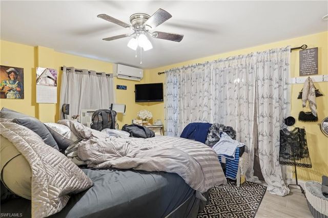 5474 Oak Ridge AVE, Fort Myers Beach, FL 33931