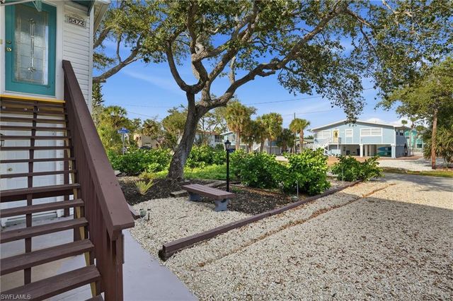 5474 Oak Ridge AVE, Fort Myers Beach, FL 33931