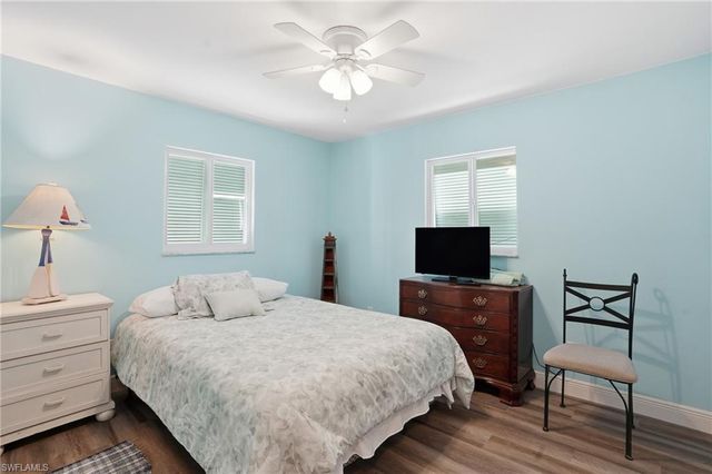 5474 Oak Ridge AVE, Fort Myers Beach, FL 33931