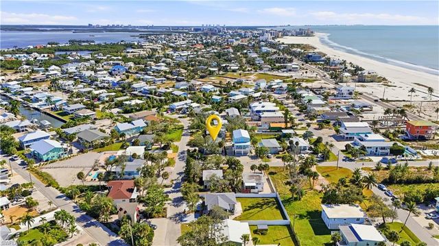 5474 Oak Ridge AVE, Fort Myers Beach, FL 33931