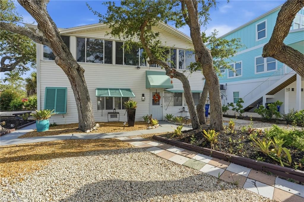 5474 Oak Ridge AVE, Fort Myers Beach, FL 33931