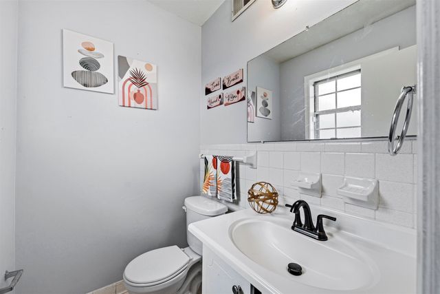 1257 HEATHCLIFF DR, Memphis, TN 38134