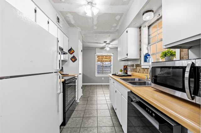 1257 HEATHCLIFF DR, Memphis, TN 38134