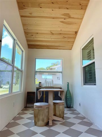 2623 14TH AVENUE N, St Petersburg, FL 33713
