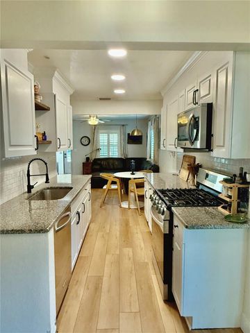 2623 14TH AVENUE N, St Petersburg, FL 33713