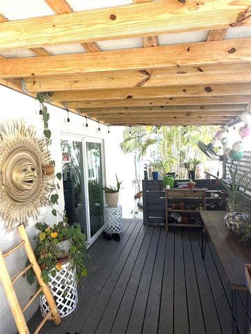 2623 14TH AVENUE N, St Petersburg, FL 33713