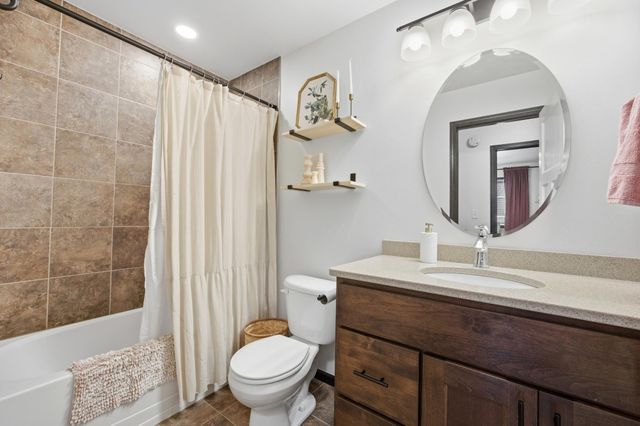 6965 24th Street S, Fargo, ND 58104