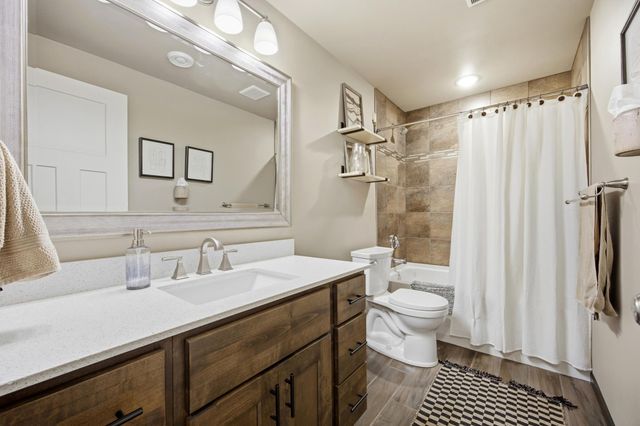 6965 24th Street S, Fargo, ND 58104