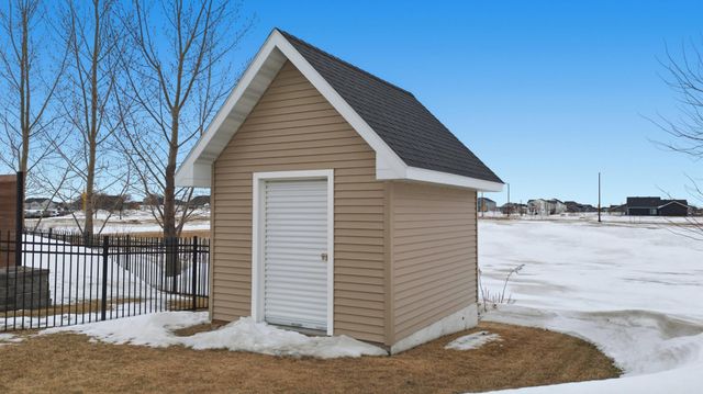 6965 24th Street S, Fargo, ND 58104