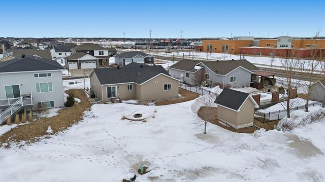 6965 24th Street S, Fargo, ND 58104