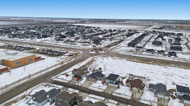 6965 24th Street S, Fargo, ND 58104