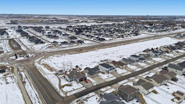 6965 24th Street S, Fargo, ND 58104