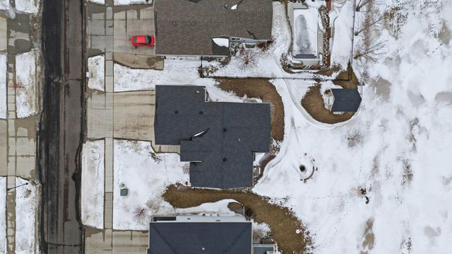 6965 24th Street S, Fargo, ND 58104