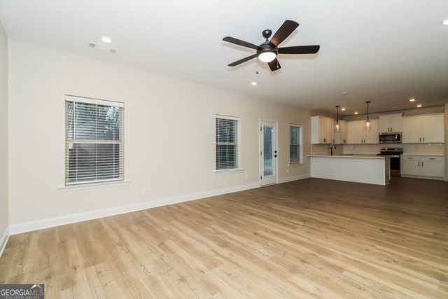 640 Cantrell Drive, Dallas, GA 30157