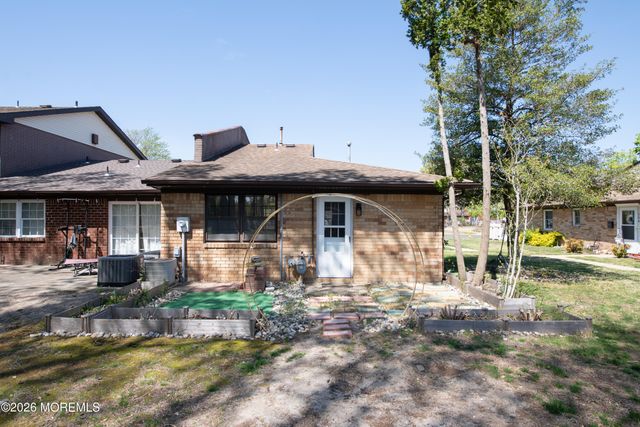 106 Belinda Court, Brick, NJ 08724