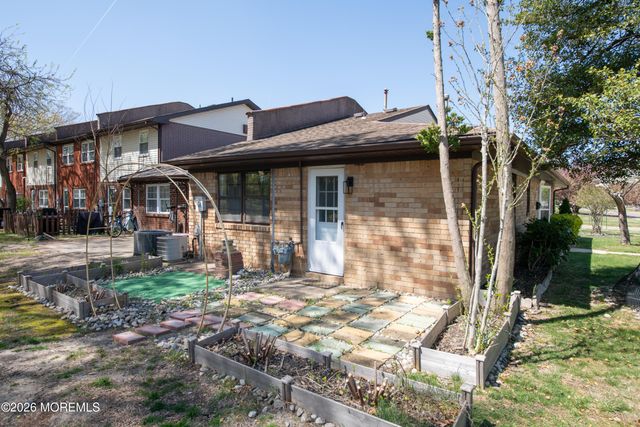 106 Belinda Court, Brick, NJ 08724