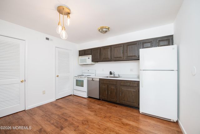 106 Belinda Court, Brick, NJ 08724