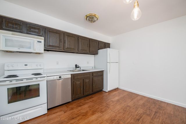 106 Belinda Court, Brick, NJ 08724