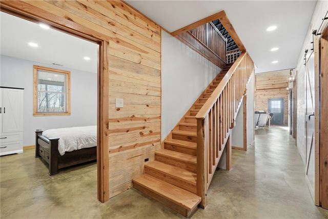 3465 County Road 102, Eureka Springs, AR 72632