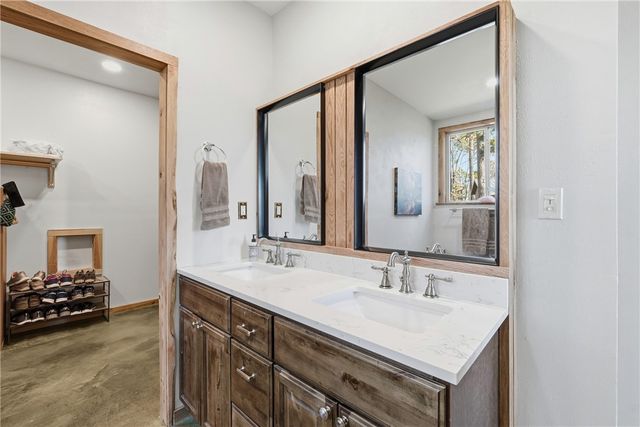 3465 County Road 102, Eureka Springs, AR 72632