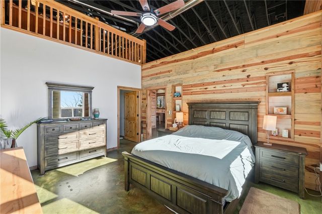 3465 County Road 102, Eureka Springs, AR 72632