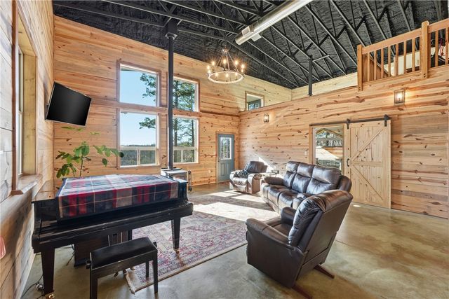 3465 County Road 102, Eureka Springs, AR 72632