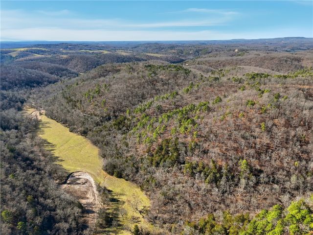 3465 County Road 102, Eureka Springs, AR 72632
