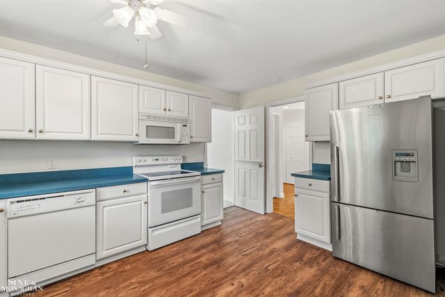 20675 Morningside Drive, Grosse Pointe, MI 48236
