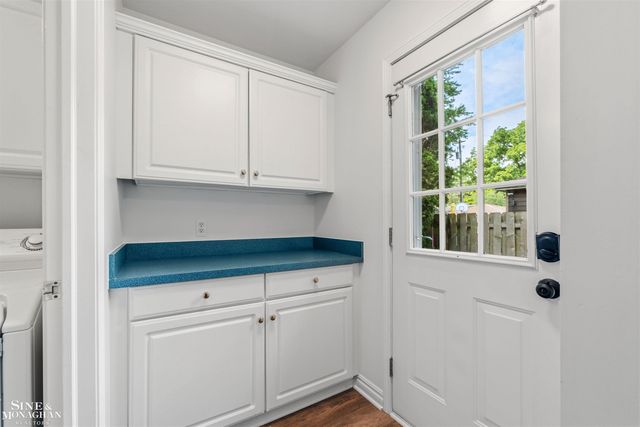 20675 Morningside Drive, Grosse Pointe, MI 48236