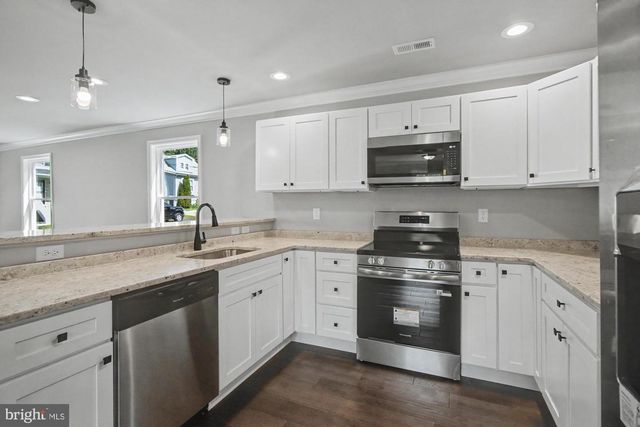 7501 RIDDLE AVE, Baltimore, MD 21224