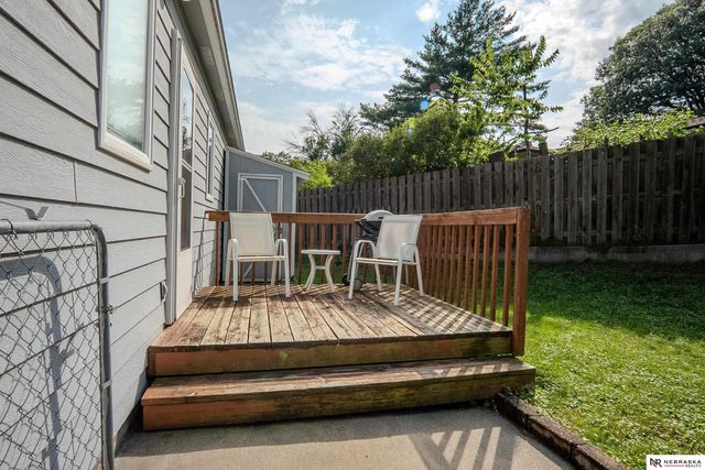 1551 S Cotner Boulevard, Lincoln, NE 68506