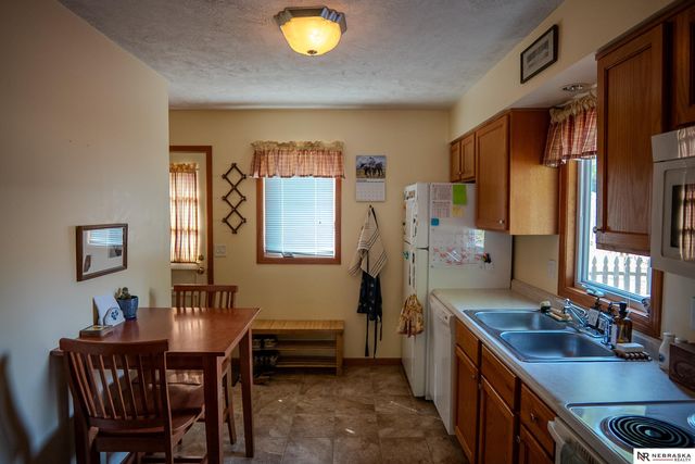 1551 S Cotner Boulevard, Lincoln, NE 68506