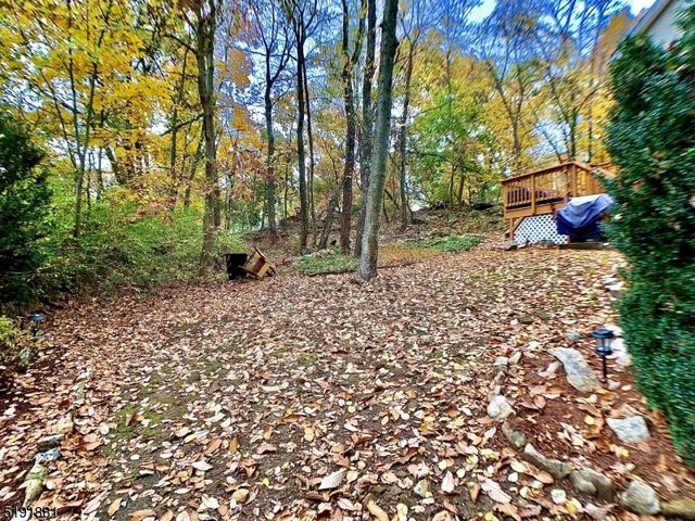 7 Jefferson Trl, Hopatcong Boro, NJ 07843