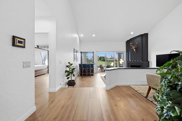 54652 Inverness Way, La Quinta, CA 92253