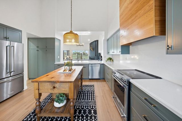 54652 Inverness Way, La Quinta, CA 92253