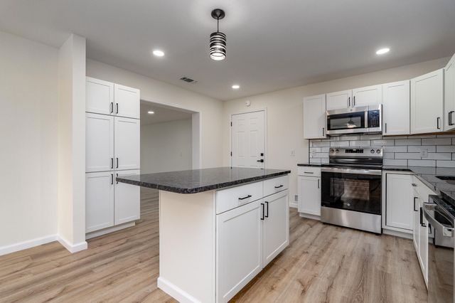501 Scott Street, Tye, TX 79563